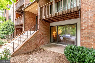 10720 West Dr unit 104, Fairfax, VA 22030 - photo 2