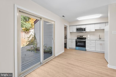 3964 Bainbridge Ct, Bensalem, PA 19020 - photo 6