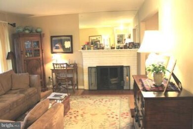 6513 32nd St, Falls Church, VA 22046 - photo 2