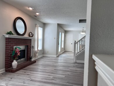 12947 Old Glory Dr, Fishers, IN 46037 - photo 4