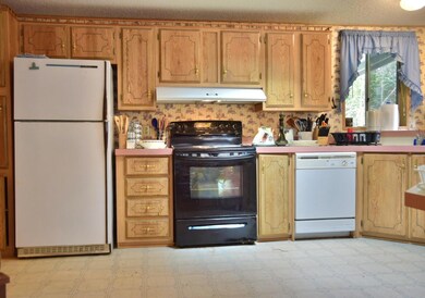 110 Terrace Oaks Ln, Merlin, OR 97532 - photo 5