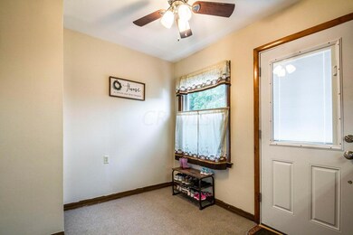 814 Elaine Rd, Columbus, OH 43213 - photo 7