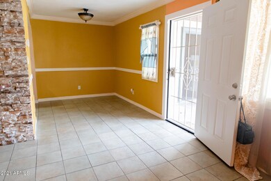 Dining Area 01