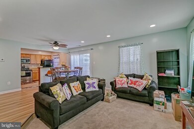 200 Manor Terrace, Hyattsville, MD 20785 - photo 4