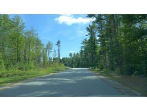 40 Mcqueston Dr, Auburn, NH 03032 - photo 2