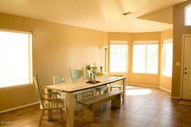 844 N Swan Drive-6