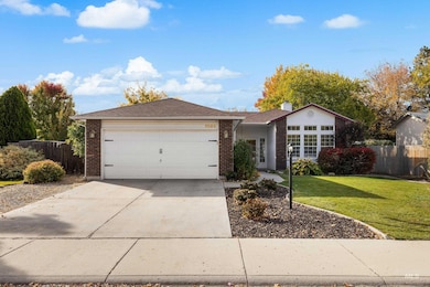 1005 W Egret Dr, Meridian, ID 83642 - photo 2