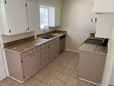 2810 New Copeland Rd, Tyler, TX 75701 - photo 3