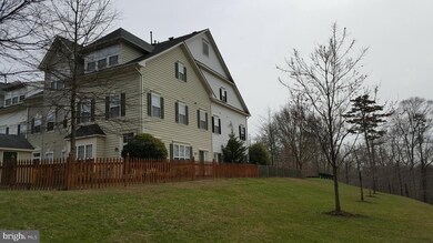 801 Oyster Ct, Odenton, MD 21113 - photo 6