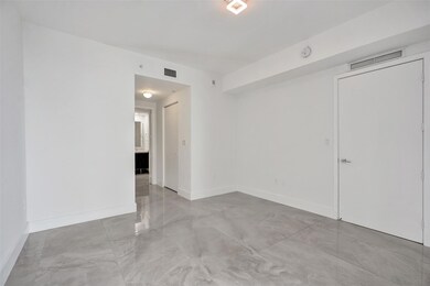 Aria on the Bay unit 801, Miami, FL 33132 - photo 6