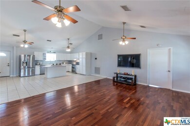 9371 S Whitehall Rd, Temple, TX 76504 - photo 5