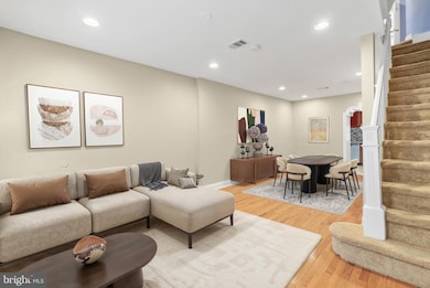 164 Grape St, Philadelphia, PA 19127 - photo 2