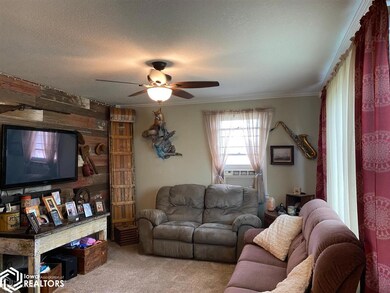 403 E Mclane St, Osceola, IA 50213 - photo 3