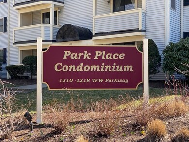 1212 Vfw Pkwy unit 21, West Roxbury, MA 02132 - photo 2