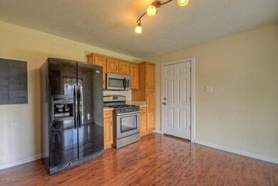 7911 E Belleview St Scottsdale-large-008