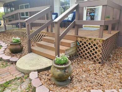 Steps up to Front Porch