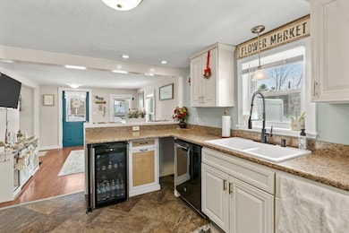 25 Marjorie St, Orange, MA 01364 - photo 6