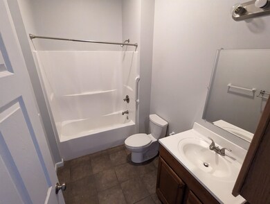 9 Simon St unit 203, Nashua, NH 03060 - photo 5