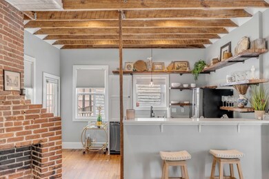 Open Kitchen