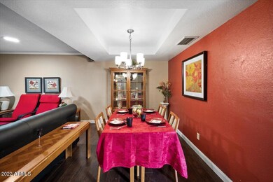12-Dining Room