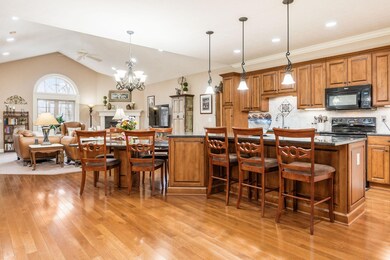 Open Concept Entry Level