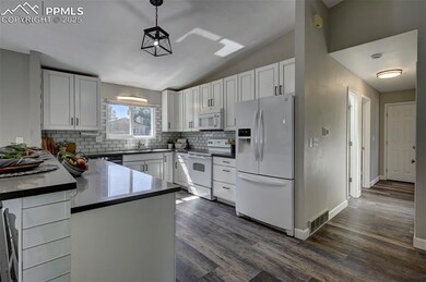 4770 W Old Farm Cir, Colorado Springs, CO 80917 - photo 6