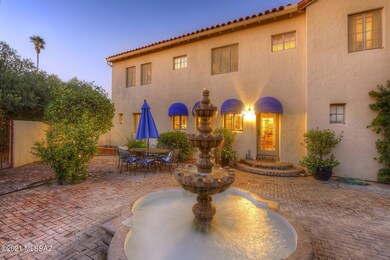 Kitchen Courtyard Patio