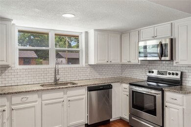 410 SW 10th St, Bentonville, AR 72712 - photo 5