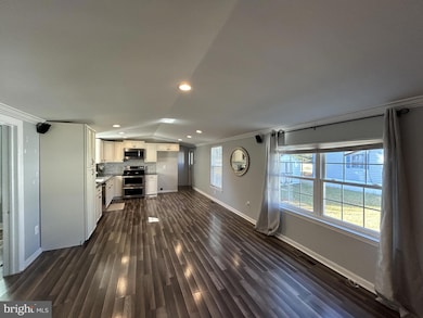 318 Holiday St, Fruitland, MD 21826 - photo 6