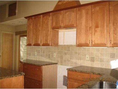 234 Essex St, Saugus, MA 01906 - photo 6