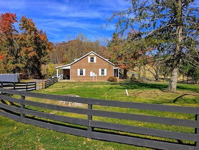 285 Paradise Ln, Bridgewater, VA 22812 - photo 5