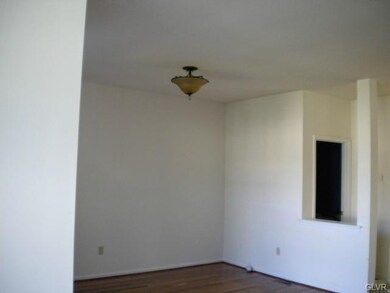 5843 Fresh Meadow Dr, Macungie, PA 18062 - photo 5