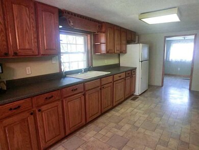 1830 N 250 W, Tipton, IN 46072 - photo 2