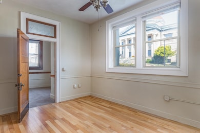 105 Washington Ave unit 1, Oshkosh, WI 54901 - photo 4