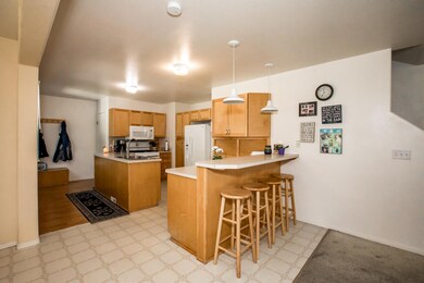 411 E Evergreen Dr, Kalispell, MT 59901 - photo 4