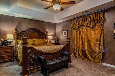 400 Coachlight Dr, Bentonville, AR 72712 - photo 6