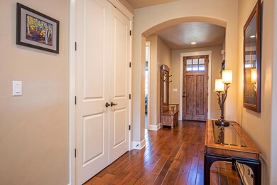 Main Entrance & Hallway