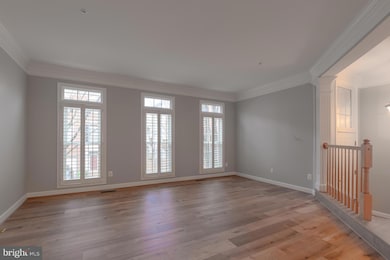 4912 Waple Ln, Alexandria, VA 22304 - photo 4