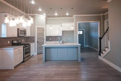 824 NE 21st St, Moore, OK 73160 - photo 5