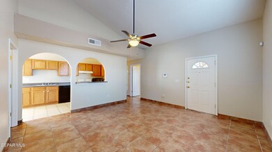 14312 Puentecillas Dr, Horizon City, TX 79928 - photo 5