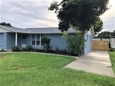 6153 20th St, Zephyrhills, FL 33542 - photo 2