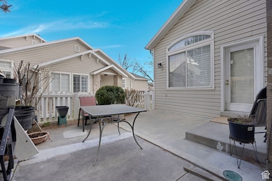 232 N 100 W, Centerville, UT 84014 - photo 4