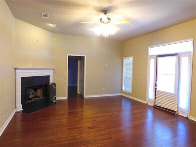 923 Mountain Crest Dr, Byram, MS 39272 - photo 6