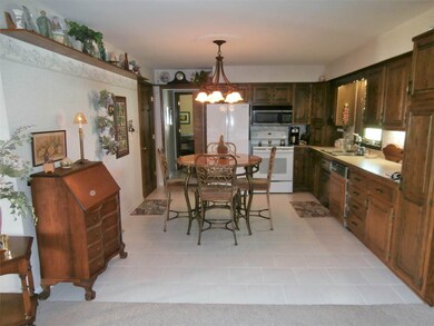 13247 Old 24, New Haven, IN 46774 - photo 2