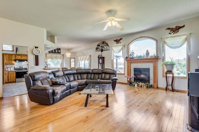 9500 E Cherish Rd, Derby, KS 67037 - photo 4