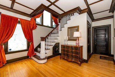 Entry/Main stairs
