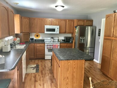 924 Locust Ave, Batesville, IN 47006 - photo 7