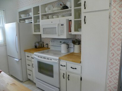 607 Carriage Lane 021