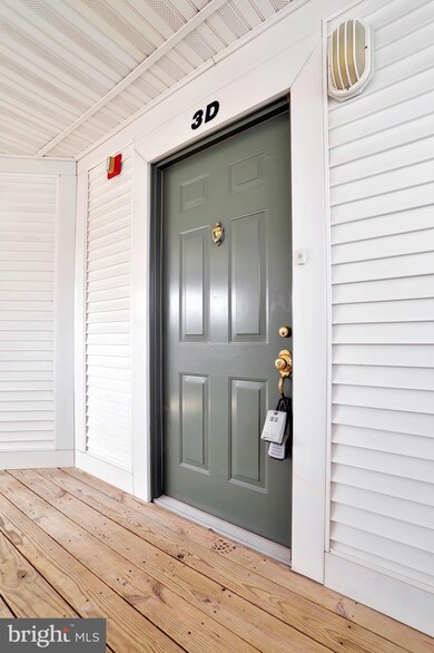 2031 Windsong Dr unit 3D, Hagerstown, MD 21740 - photo 5