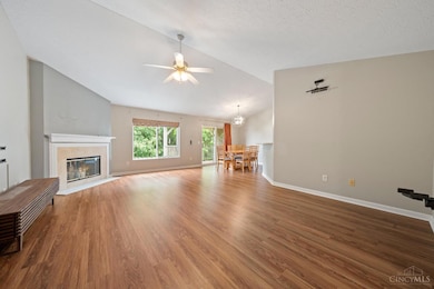 801 Southmeadow Cir, Cincinnati, OH 45231 - photo 3